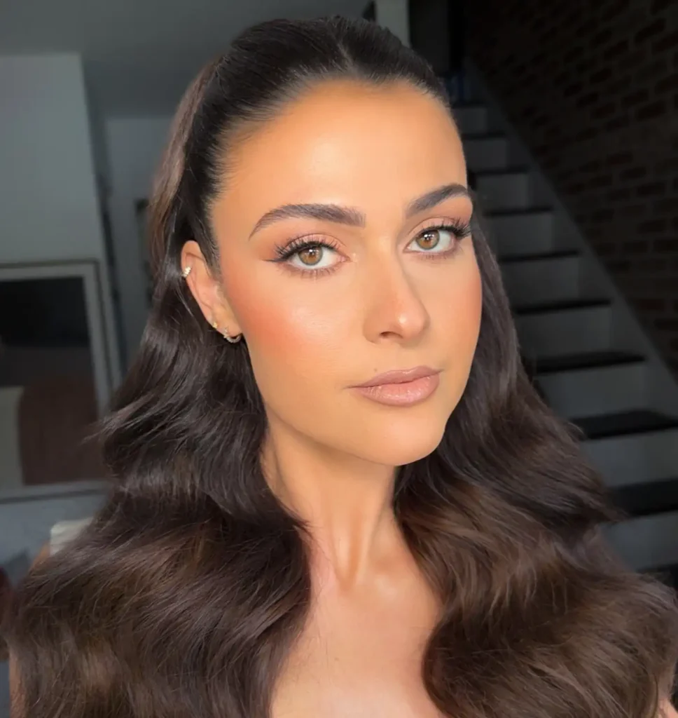 Sculpted Peachy Glow