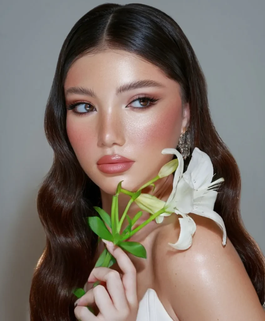 Sculpted Rose Glow