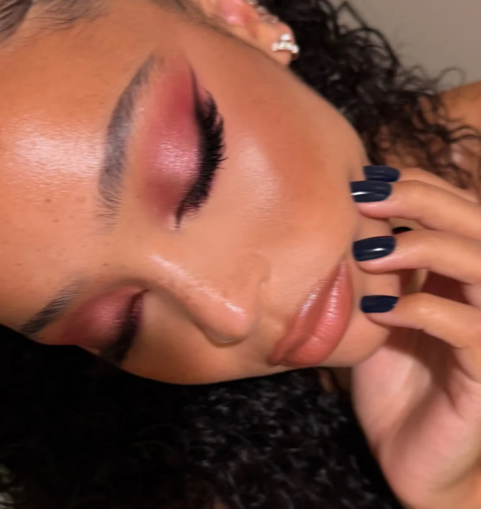 Sultry Cranberry Spotlight