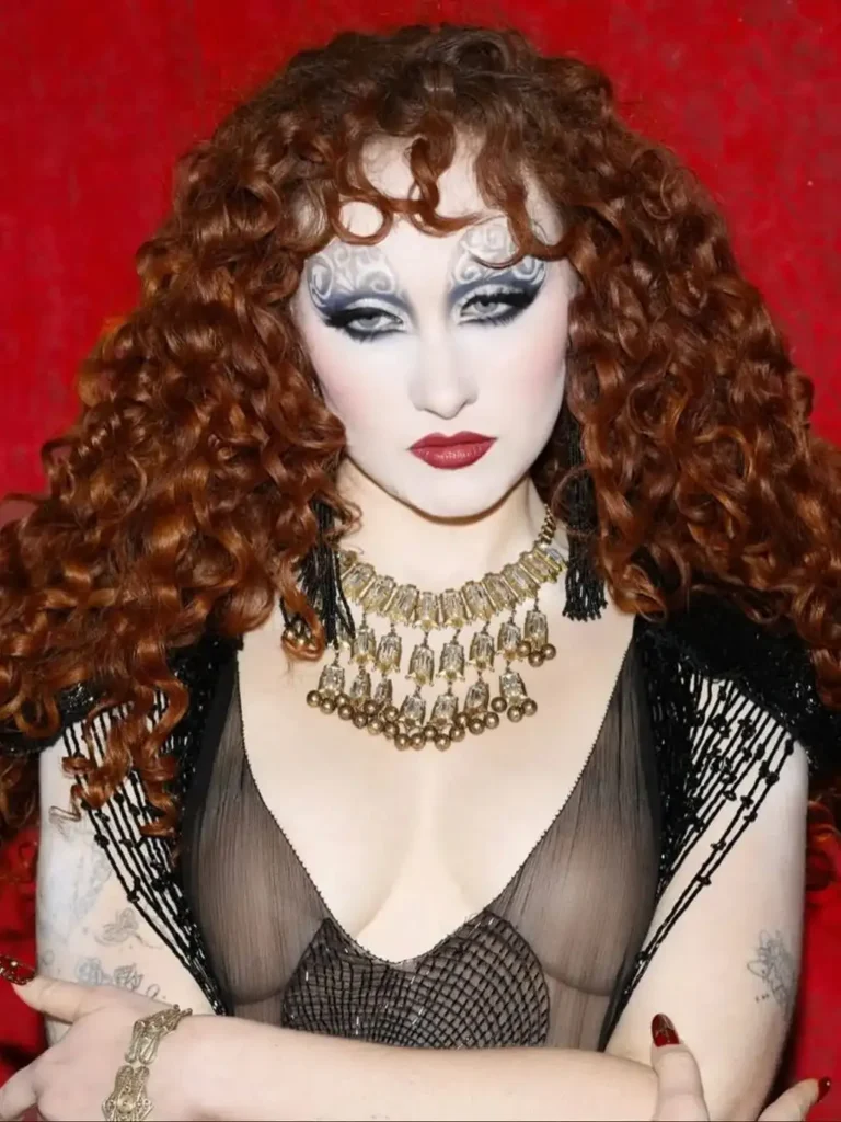 Theatrical Gothic Filigree