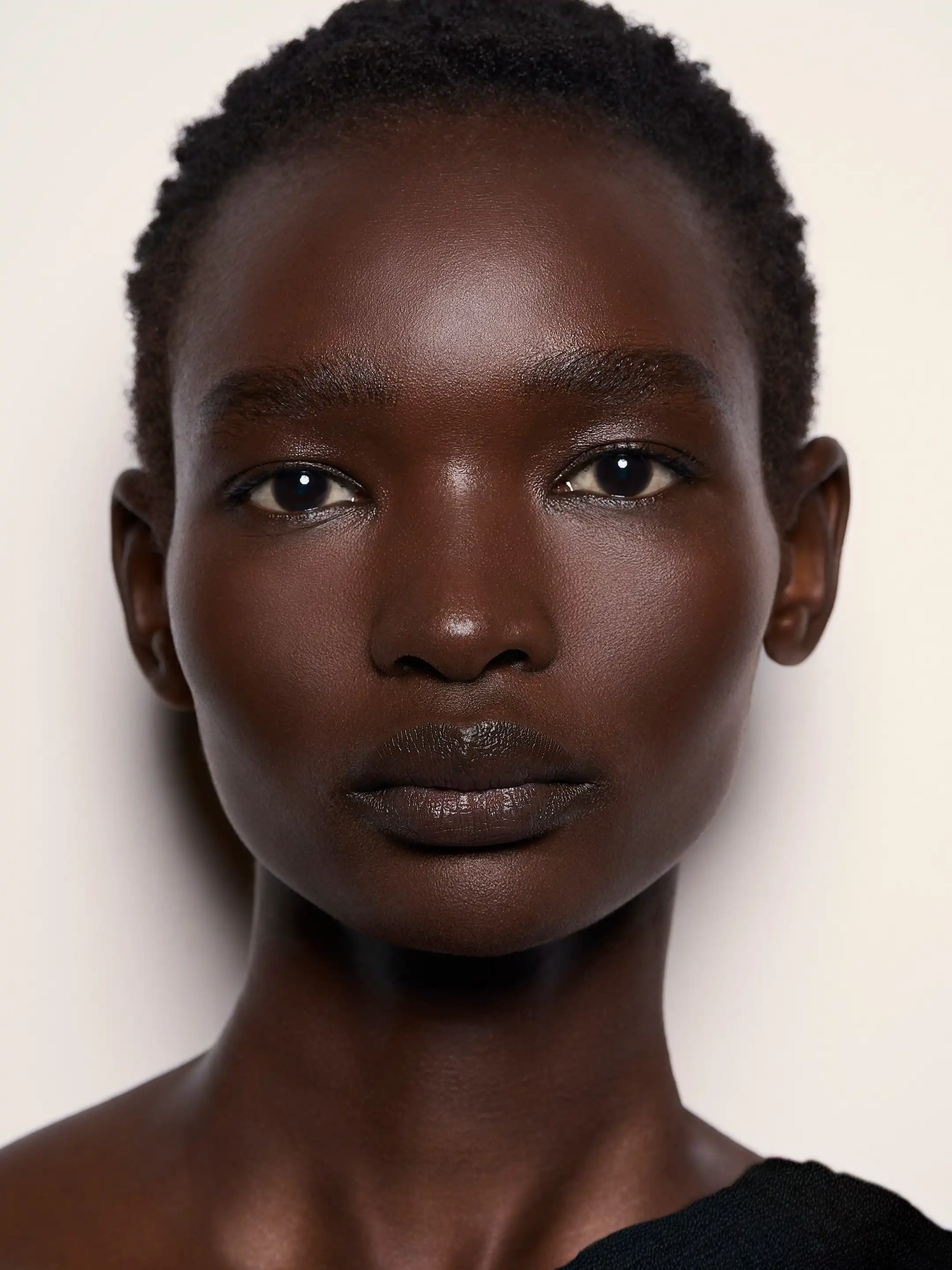 Luminous Skin Realism