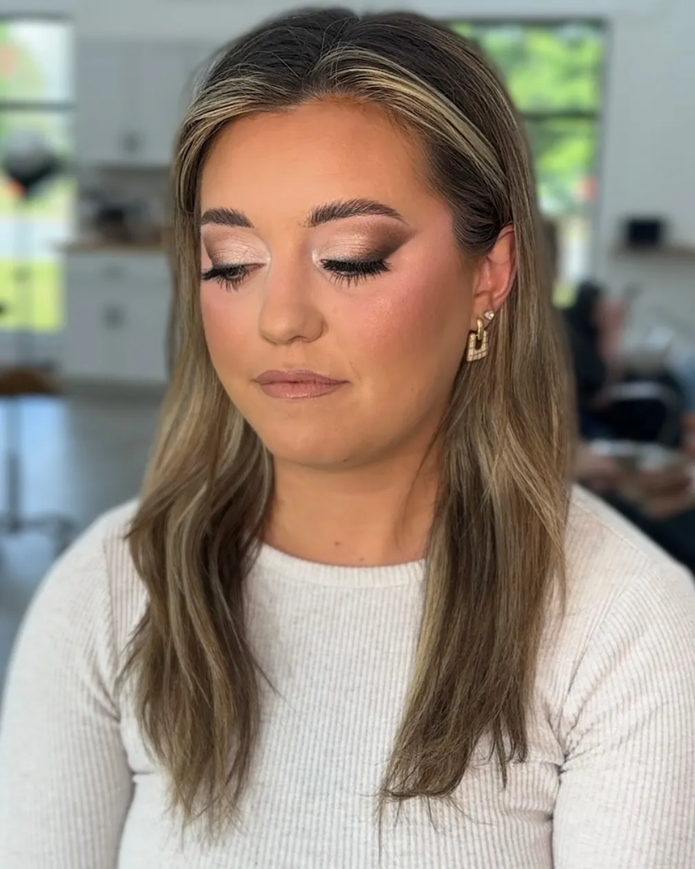 Shimmering Champagne Cut Crease
